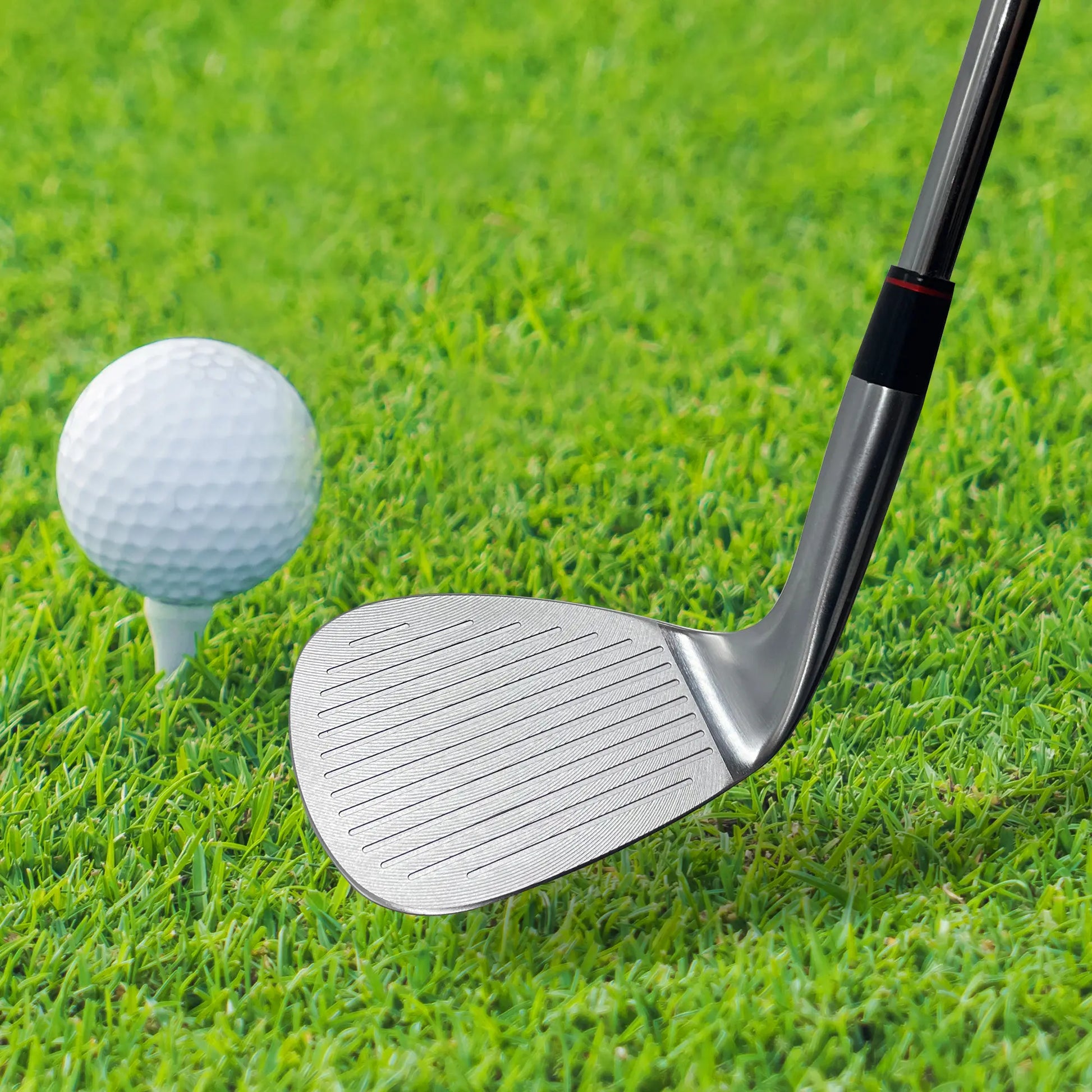 YAMATO Eagle Wedge Head and Ball on Grass – Realistic Play Scenario